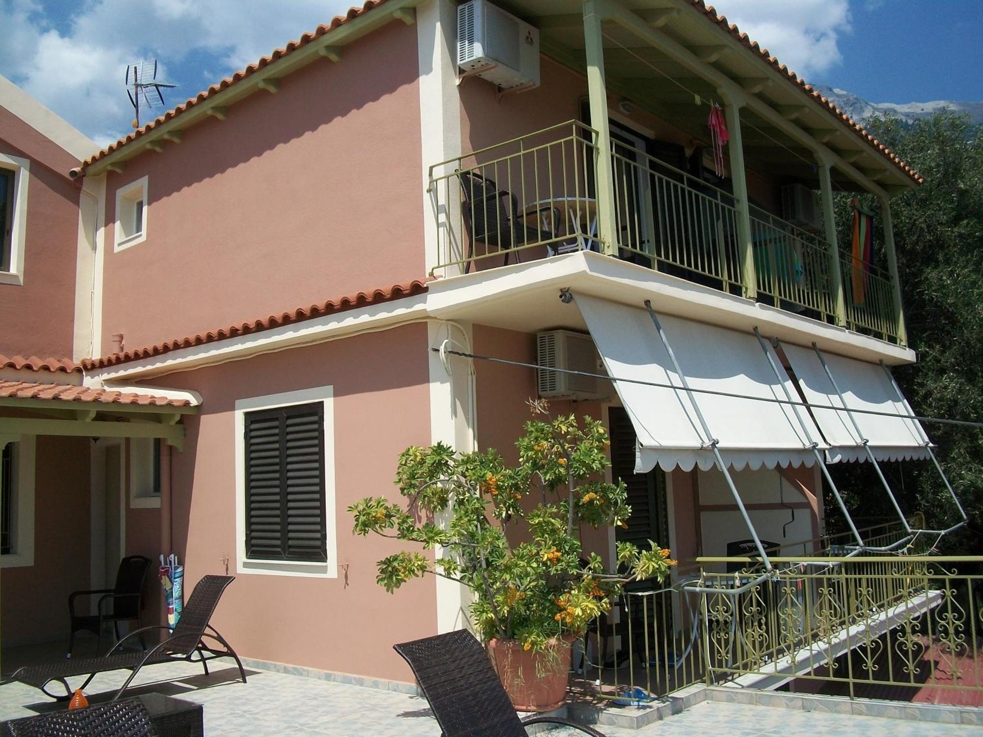 Apartmán Ramona Lourdata  Exteriér fotografie